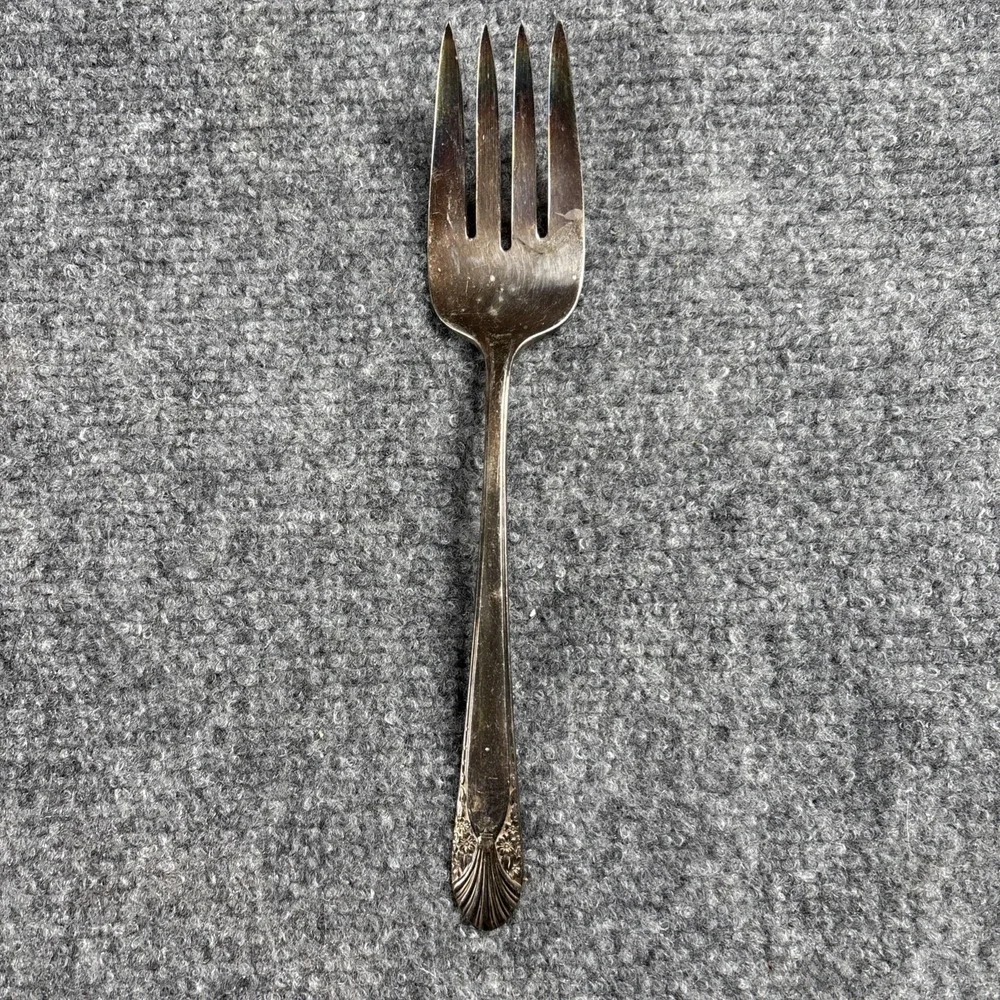 2 Vintage International Silver Radiance Meat Serving Fork Crown Silverplate 8.5